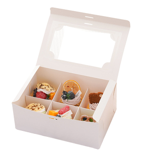 Customizable windowed cake box